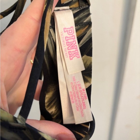 Victoria Secret Pink bralette in size medium - Picture 3 of 3